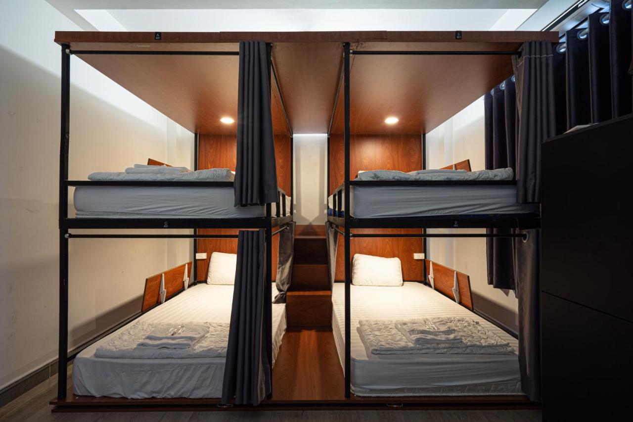 Futuristic Inn โฮจิมินห์ซิตี้ ภายนอก รูปภาพ
