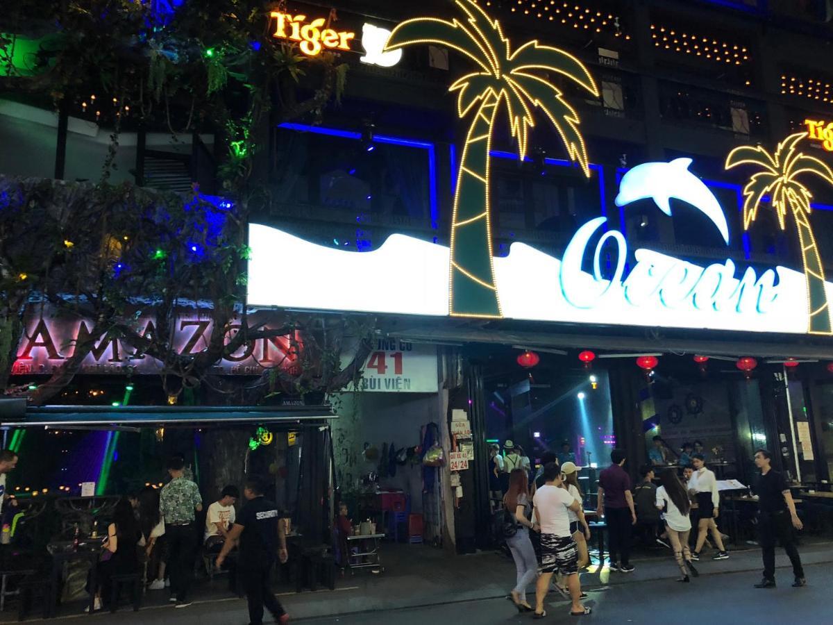 Futuristic Inn โฮจิมินห์ซิตี้ ภายนอก รูปภาพ